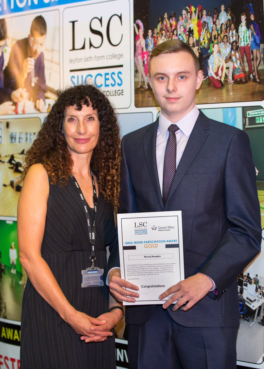 Leyton6thForm's tweet photo. All our @QMUL Awards Ceremony photos can be found now on our Facebook page! https://t.co/1YvBNtad1v #SuccessatLSC https://t.co/jPuyjZK3J6