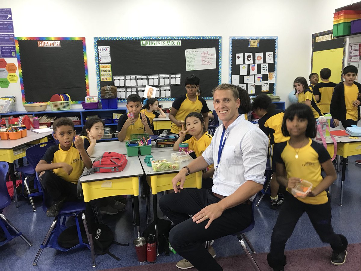 Elliott Bloom tweet media