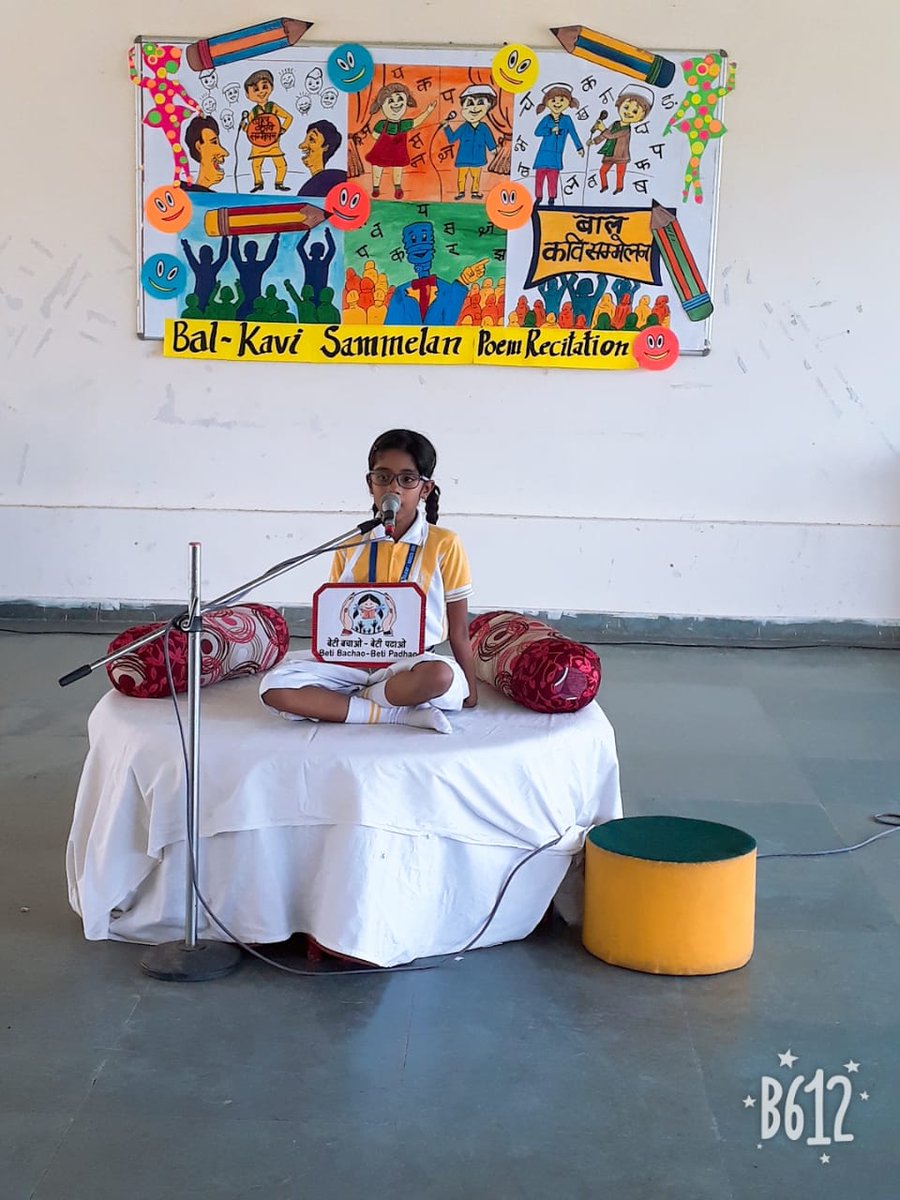 BanyanTSchool's tweet photo. #MyBTS Hindi Sulekh Lekhan and ‘ Bal Kavi Sammelan’ was organised @BanyanTSchool Jaipur, on topics like “Teachers day” “ Beti Bachao-Beti Padhao” and “Rashtrabhasha Hindi”.
#school #education #BetiBachaoBetiPadhao #TeachersDay #Hindi #learning https://t.co/VZCoxCuPZn