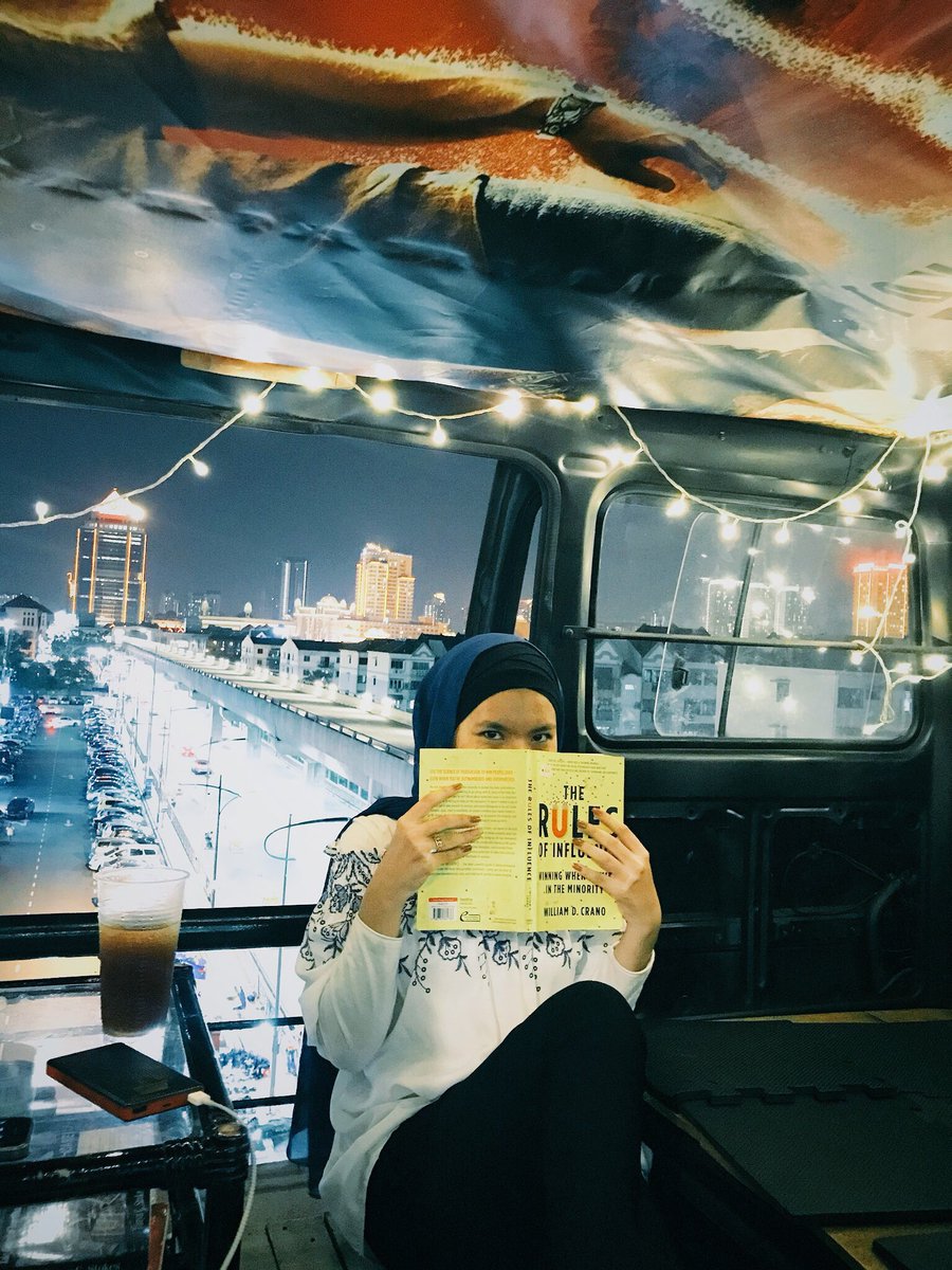 atentasyah's tweet photo. Spend my night at @ataprooftopcafe . https://t.co/yu5BQdurAv