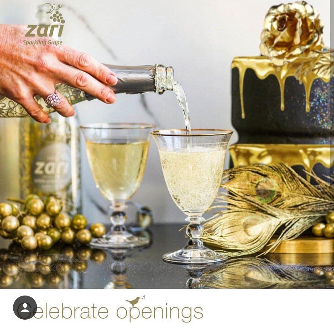 Zari_Zero's tweet photo. Alcohol-free Zari allows for all the cork-popping excitement & sense of occasion for wedding celebrations! #CelebrateOpenings #ZariGrape #SoberSeptember https://t.co/2G84YqkVhv