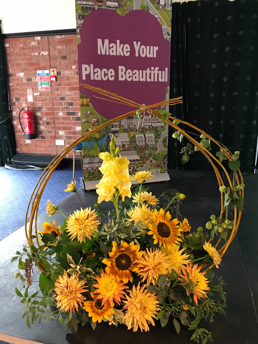 The stage is set, the silverware has been polished, the teas are being drunk, we’re all getting excited 😃