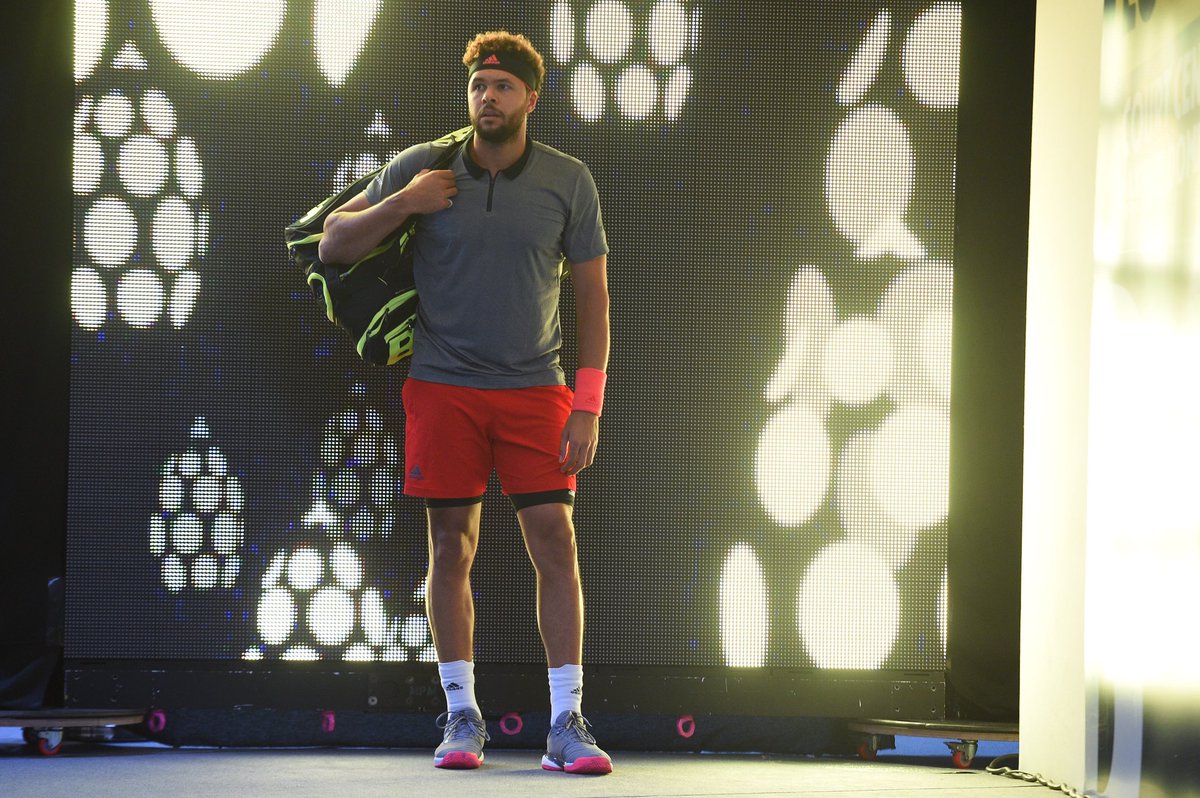 tsonga7's tweet photo. Très heureux d’être de retour sur les courts. Je me réjouis déjà d’y retourner !! 🎾✨ Merci à tous pour le soutien !! #TsongaTeam (Photos C. Dubreuil) https://t.co/EnfQJCrz6E