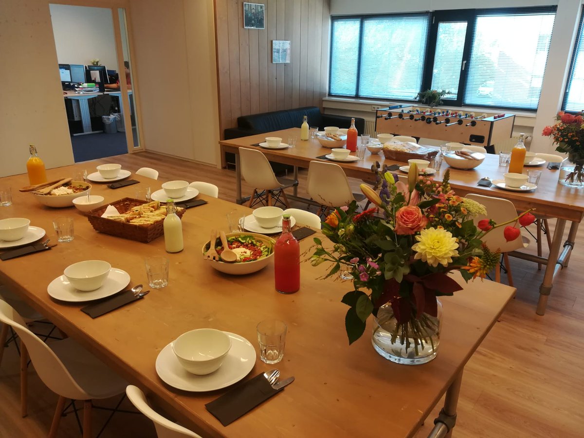 oprognose's tweet photo. Alles staat klaar voor een heerlijke lunch waarin we een aantal van onze EPAview gebruikers bijpraten over de recente ontwikkelingen van #EPAview https://t.co/X3xO10449H