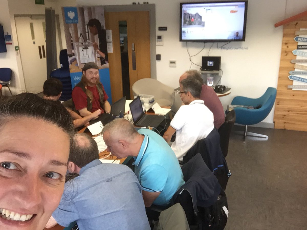 jonesDE10's tweet image. We’re here @Digitaleagles @codingweek #CodingLive Thanks for the inspiration!!! @BCHAnews #NewDirections @jpmorgan