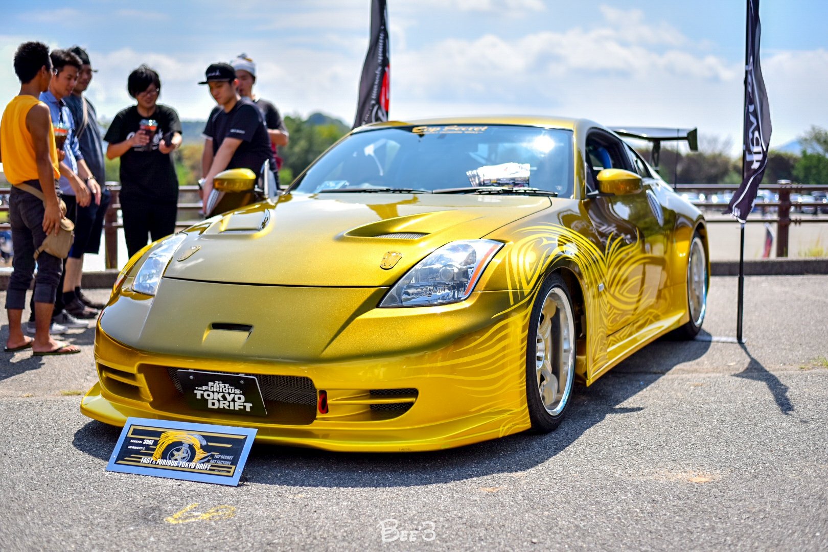 ワイルドスピード フェアレディZ 350z 金色 Bee'3@photograph on X: