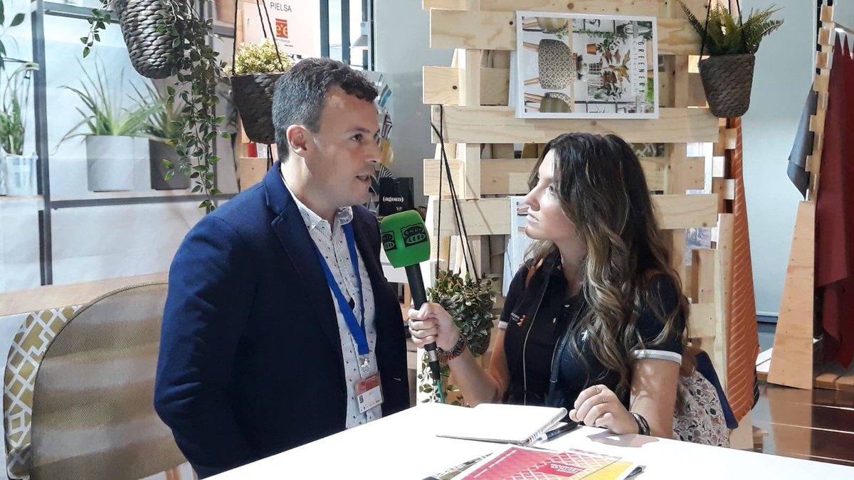 En la pasada edición de Home Textiles Premium tuvimos el placer de poder  hablar con Onda Cero Alcoy sobre las expectativas e impresiones de la  feria. Os dejamos el audio completo para que podáis escuchar de primera  mano a nuestro compañero Santi Serrano
facebook.com/piel.sa.1/vide…