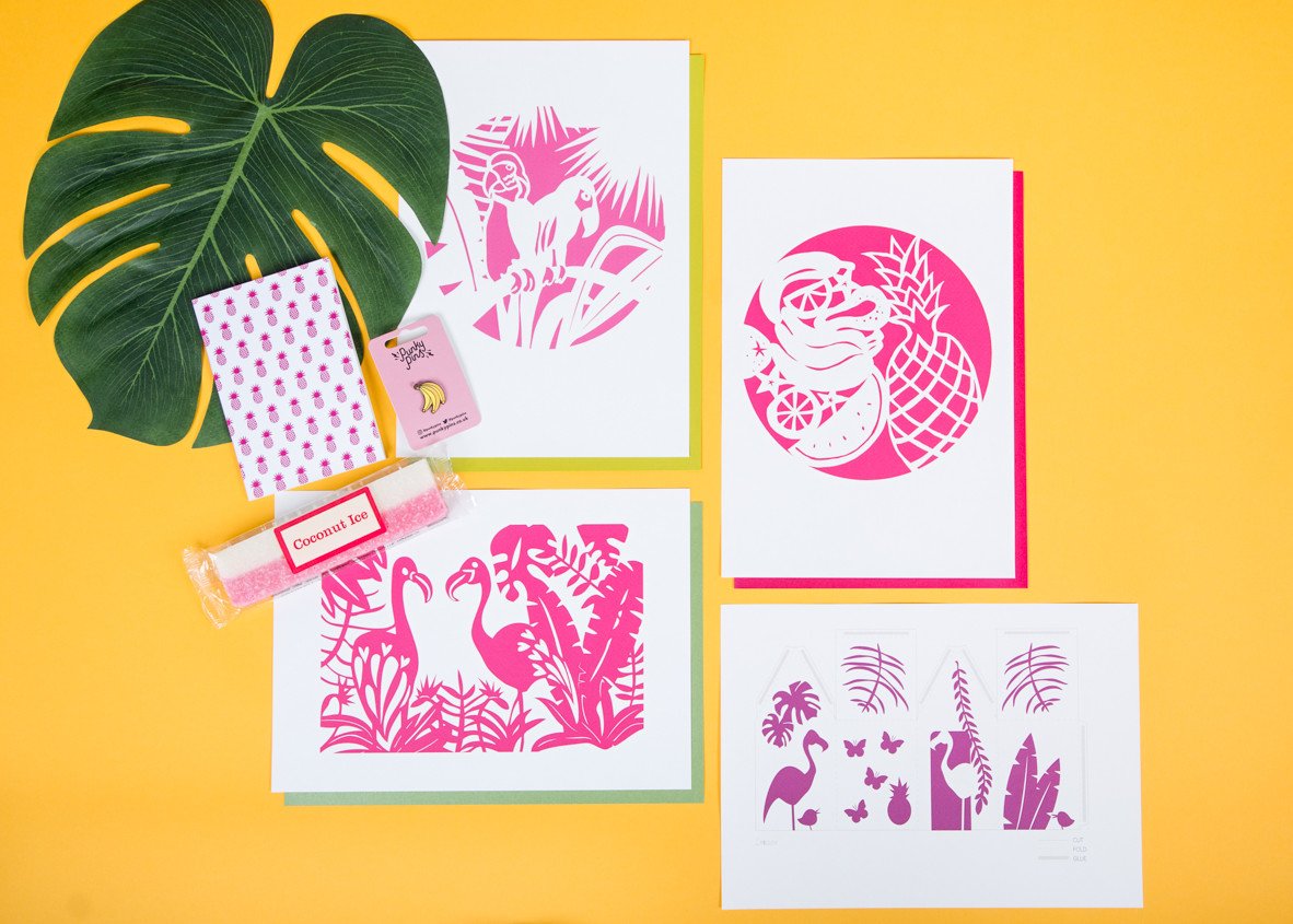 Win an #EmbellishBox...

To enter you need to be in the group, so go there (facebook.co.uk/groups/thepape…) and find the post about it. 

Good luck :)