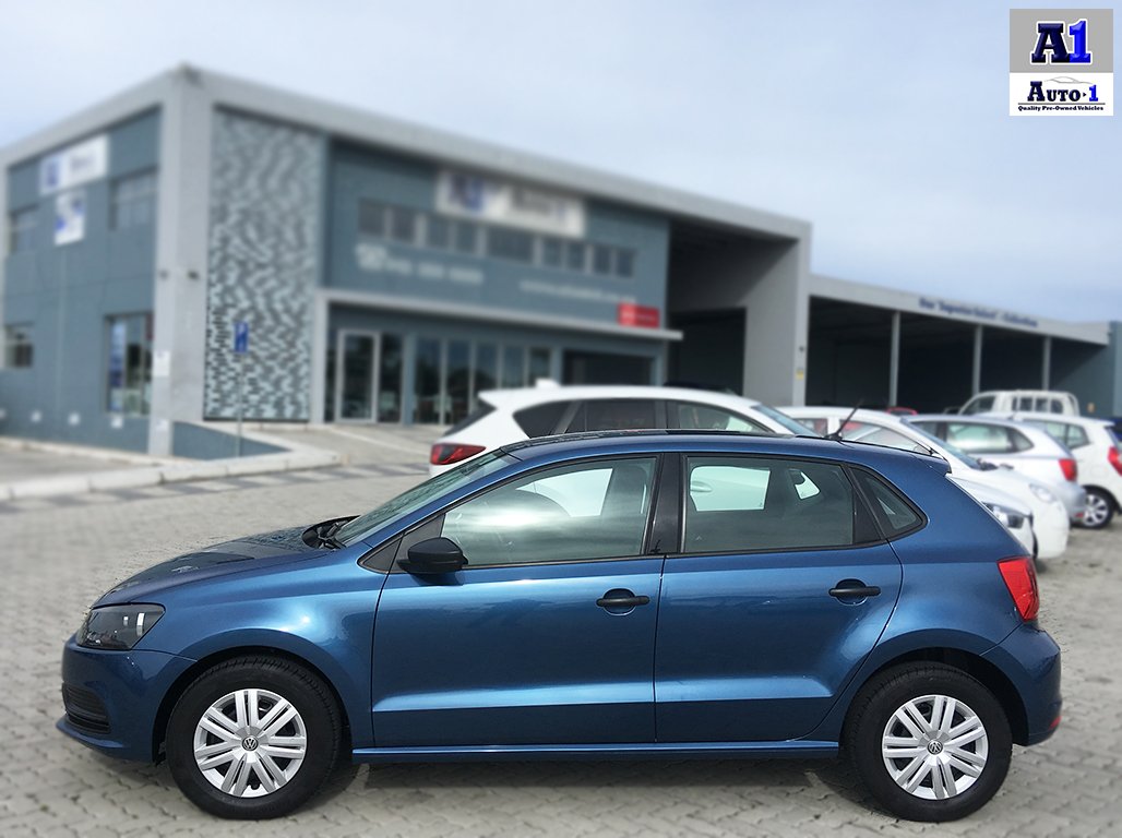a1_auto1's tweet photo. True Blue: This 2017 #Volkswagen #Polo GP 1.2 TSI Trendline (66kW) boasts low mileage in a like-new condition too.
• Price: R173,890
• Monthly Instalment: R3,481 p/m*
• Odo: 38,310km
See more details: https://t.co/1zrZ56Ys3J.
Sound tempting? Call 0834526892. https://t.co/9qEYBkS7aQ