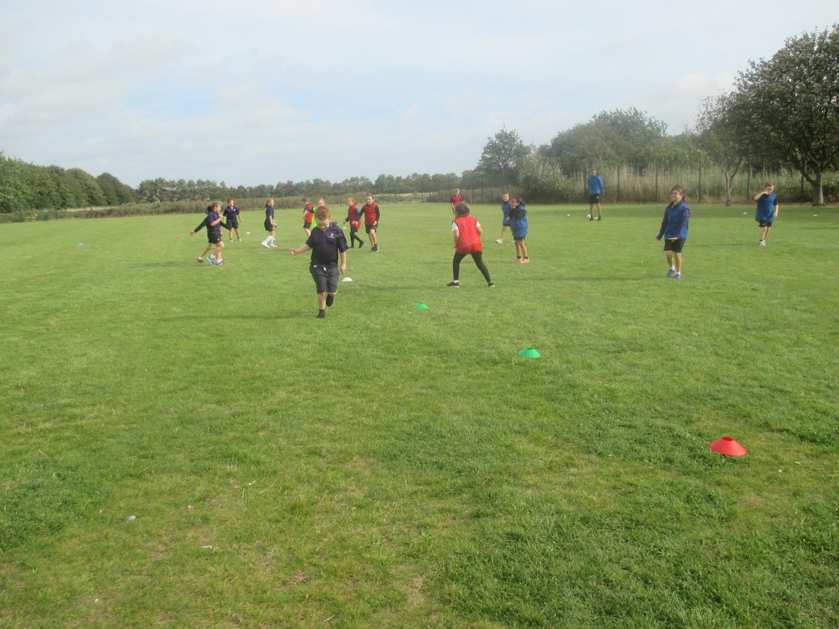 BeaconAcad's tweet photo. Year 4 enjoyed a super #PE lesson today, using their tactics and running skills @JBSportCoaching . What an amazing work out we all had - adults included! #activeburst https://t.co/rI8fBa2IUX