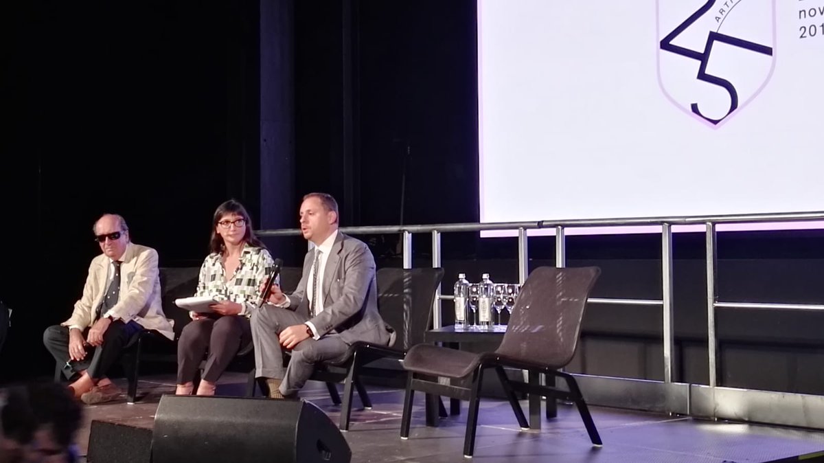 FondazioneCRT's tweet photo. DG @OgrTorino @MassimoLapucci : per la nuova edizione di @ArtissimaFair riproporremo #OgrAward, il premio per gli artisti lanciato lo scorso anno #Artissima2018 https://t.co/RmGmDkHrGc