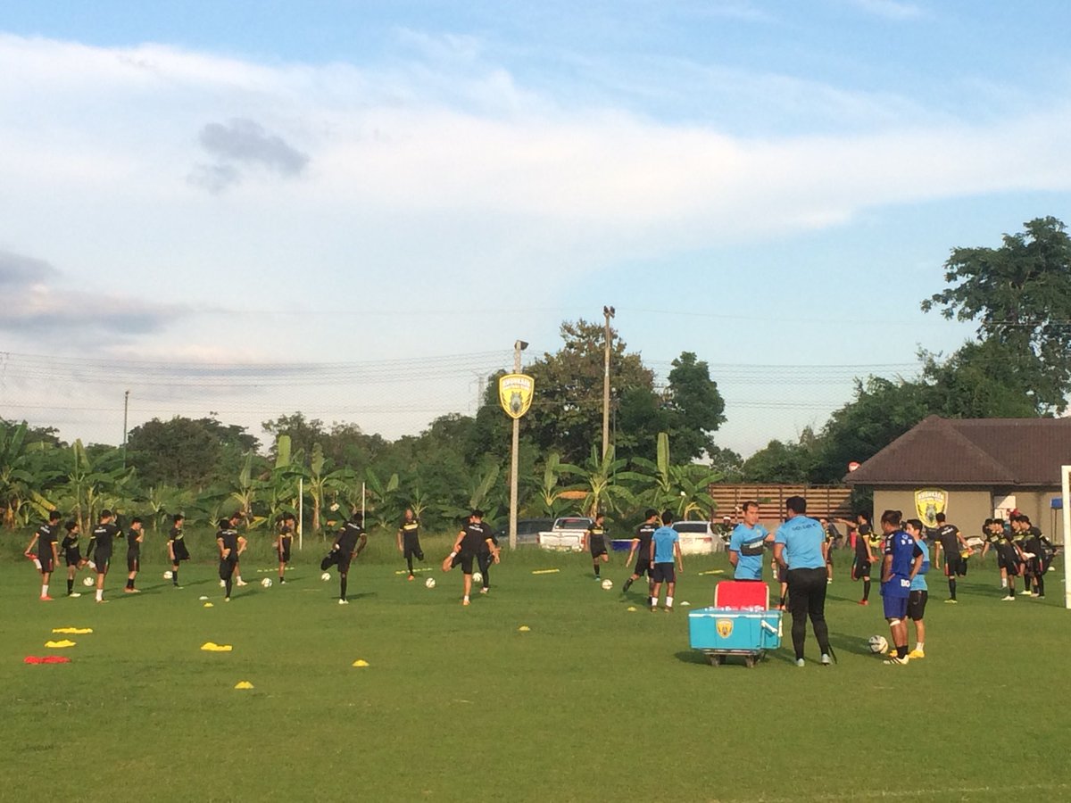 kkfcofficial's tweet photo. Training session #KKFC2018 https://t.co/Ws7ofQB3Bu