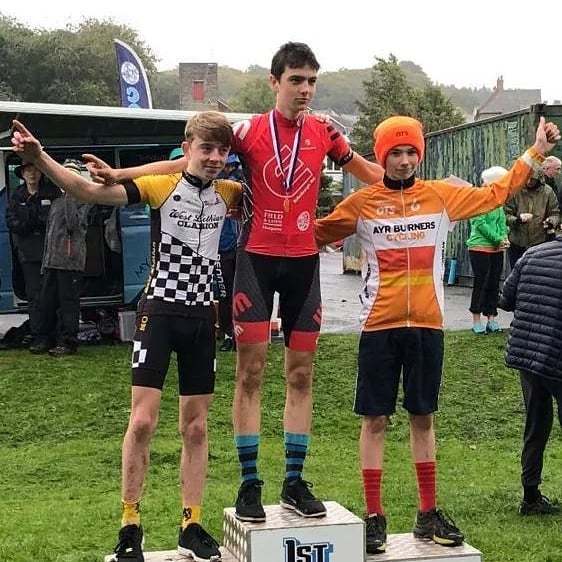 WLClarionRT's tweet photo. George gets second place at the Bute CX. The first round of the Junior @scottishcycling Cyclo Cross series.
Great riding!

Thanks to the organisers

Many thanks for the support from

@hookedoncyclingandwalking
@bikeonscott
@whatsyourmeta 
@force_gb
@west… https://t.co/aDVarQbJMq https://t.co/H0WKBxbYqL
