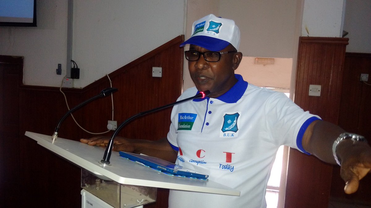 mambayyahouse's tweet photo. Director of the center, Prof. Haruna Wakili @HarunaWakili7 now giving opening remarks to kick start the capacity building workshop for youth and women in Nigeria . Collectively we can #DefeatCorruption. We must work towards a #CorruptFreeNigeria @HannatuKabir @MustaphaIsyak12 https://t.co/BjKBsyycBR