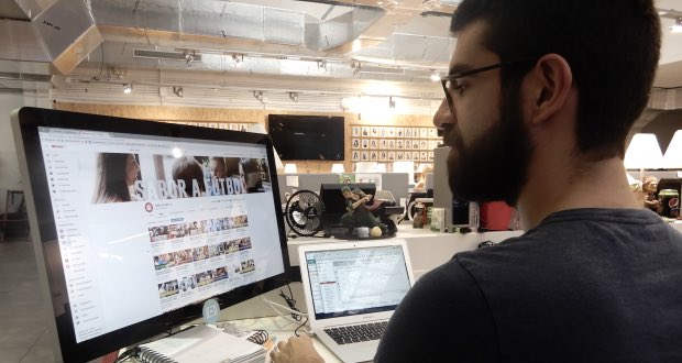 tornepau's tweet image. 🎬 Cómo gestionar un canal corporativo en YouTube.
Algunas pistas interesantes para acertar con tus acciones en la plataforma de vídeo líder. 
 reasonwhy.es/actualidad/dig…
#comdigital #marketingdigital #vídeo