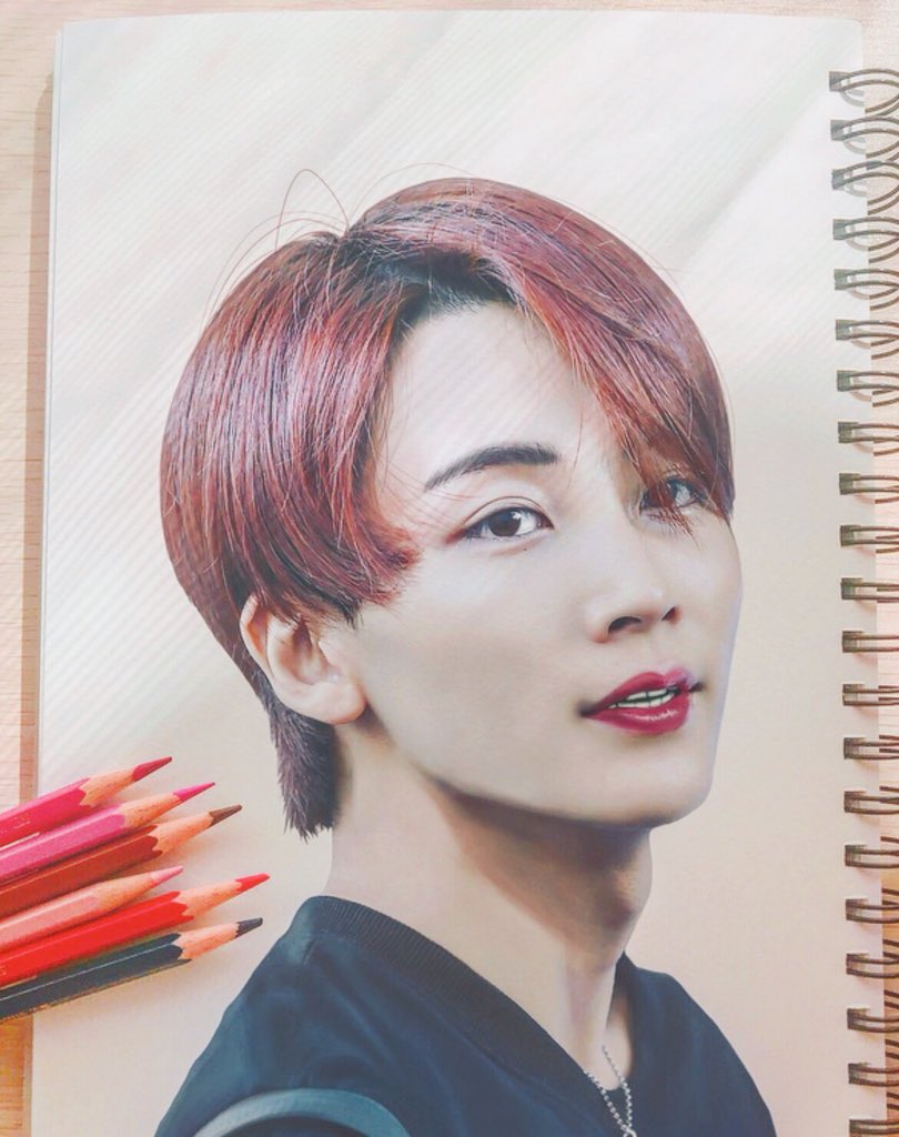 SEVENTEEN00line's tweet photo. イラスト企画

ジョンハンさん。かわいいね。あなたは本当にこの世の男性の中でトップオブ可愛いだと思うよ(？)

@merry_yoon1004 님のお写真を参考にさせていただきました🙇‍♀️

#seventeenfanart #ハニ #ジョンハン #윤정한 #세븐틴 https://t.co/5Kz9VwKREa