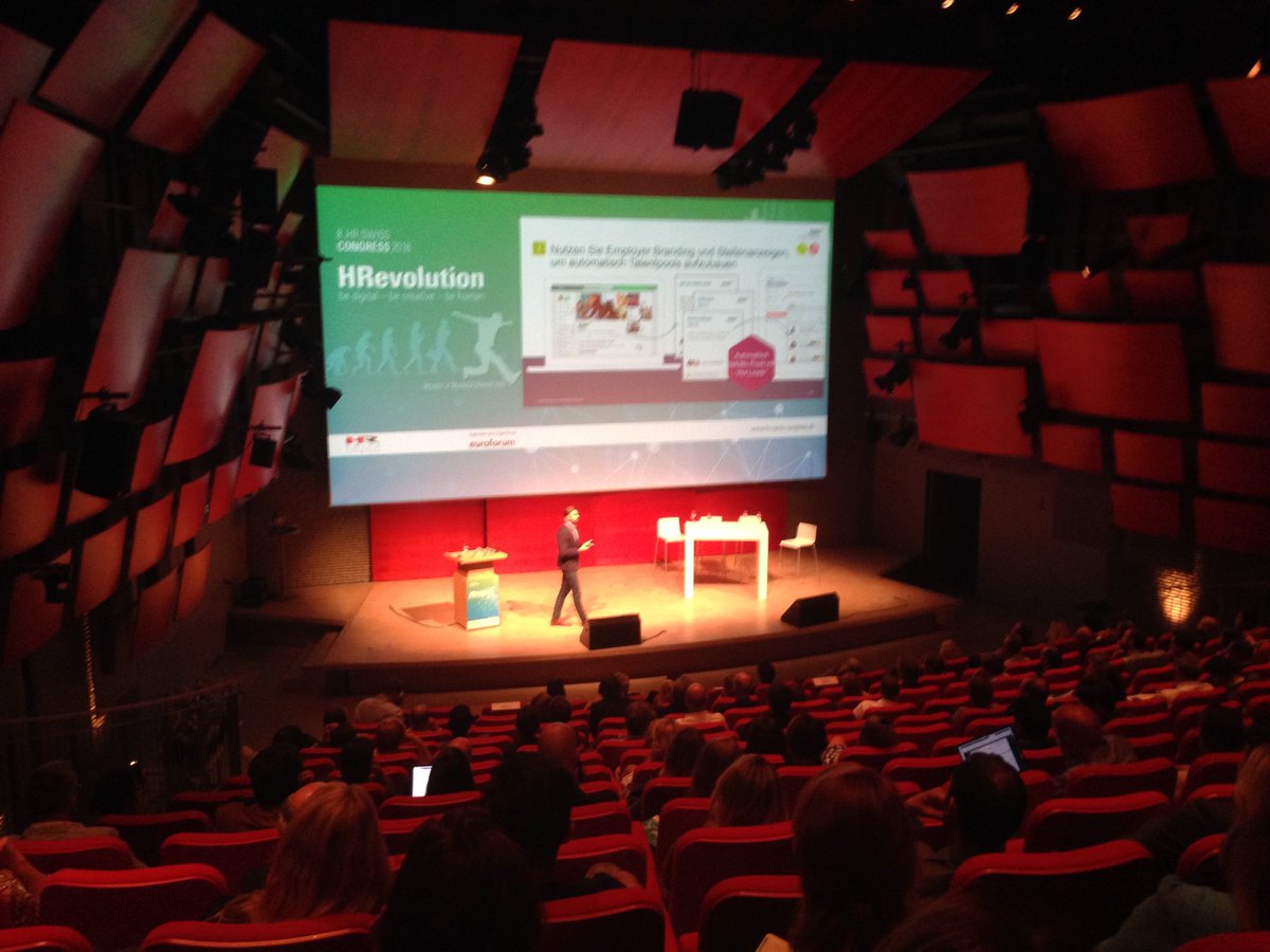 leading_live's tweet photo. Smart Recruiting bei @XING_ch bündelt alle zur Verfügung stehenden Kanäle zum potenziellen Kandidaten. @yves_schneuwly gibt den HR-Verantwortlichen wertvolle Tipps auf dem #hrswissCongress https://t.co/1WCHxWK5St