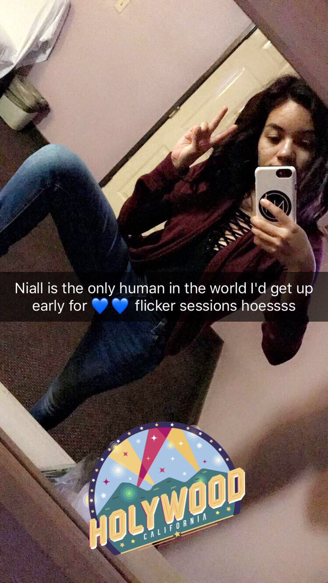 ifeIIforittwice's tweet photo. Happy one year to my first flicker sessions show. I never had such a love/hate feeling towards a show more than this one but overall i miss her ππ #FlickerSessionsLA https://t.co/XvCu8xNJpl