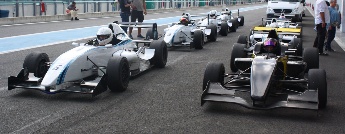 MagnyCoursTrack's tweet image. │#ROULAGE│

#LRS était de retour aujourd’hui avec les #Formule1 et les #FormuleRenault 🏎️ 😁