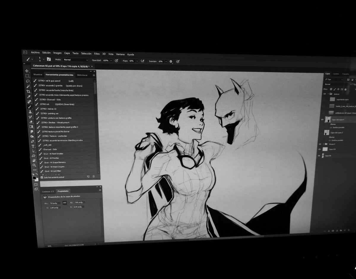 Getting ready for the stream ??
#Catwoman #batman #comicart 