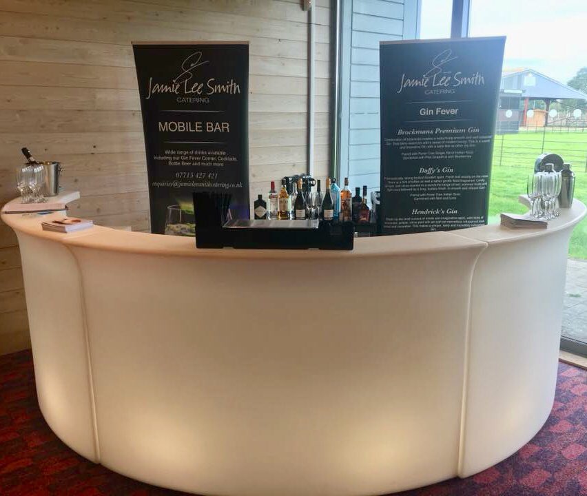 JLSCatering's tweet photo. Did you know that Jamie Lee Smith Catering also do Mobile Bars? Which look great in any setting. #jamieleesmithcatering #mobilebars #weddingcatering #cocktails #ginfever https://t.co/qhz2G6uhu2