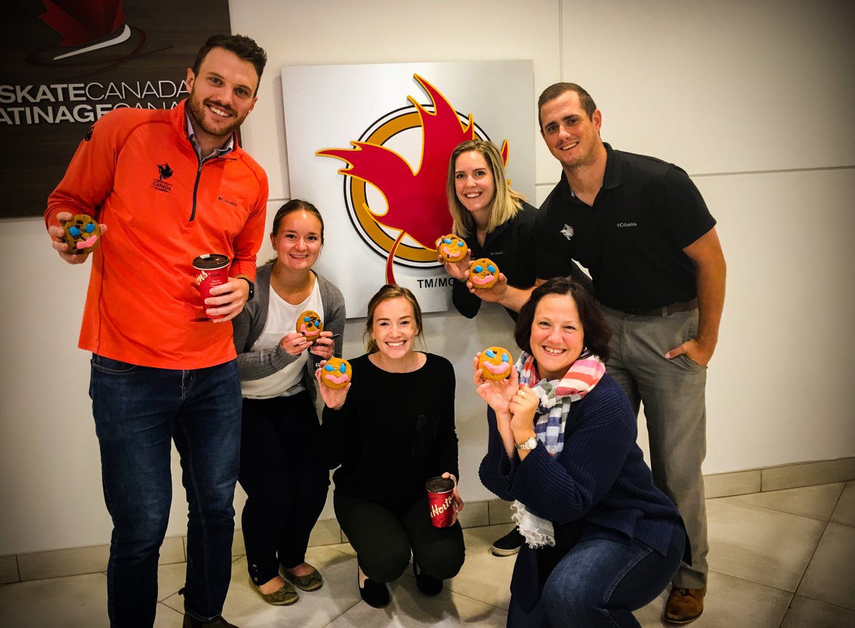 CanadaGames's tweet photo. The only thing better than enjoying a delicious @TimHortons #SmileCookie is knowing 100% of the proceeds are supporting a local charity. We just picked some up, and they were 💯! 

Vous avez jusqu'au 23 sep pour allez chercher votre 🍪 sourire pour soutenir un organisme local! https://t.co/jwBdcGjTWd