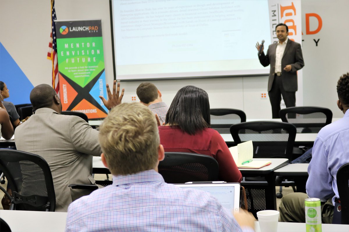launchpadcity's tweet photo. What better way to kick off your Wednesday morning than to grab a delicious donut and listen to fellow entrepreneurs speak at @1MillionCupsFRS. 
#Entrepreneurship #Community #Frisco #startuplife #1MC https://t.co/Y9jkUmFIv9