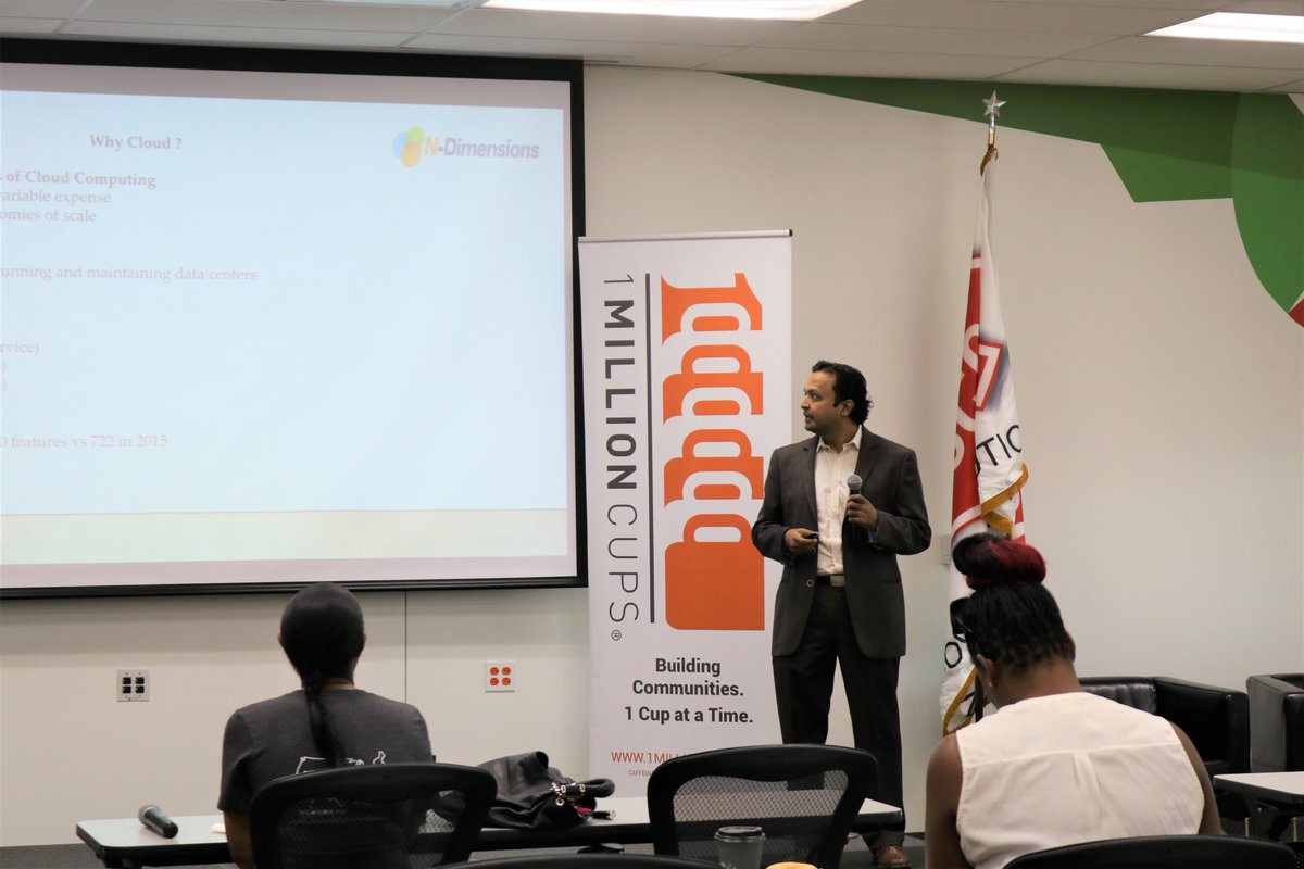 launchpadcity's tweet photo. What better way to kick off your Wednesday morning than to grab a delicious donut and listen to fellow entrepreneurs speak at @1MillionCupsFRS. 
#Entrepreneurship #Community #Frisco #startuplife #1MC https://t.co/Y9jkUmFIv9