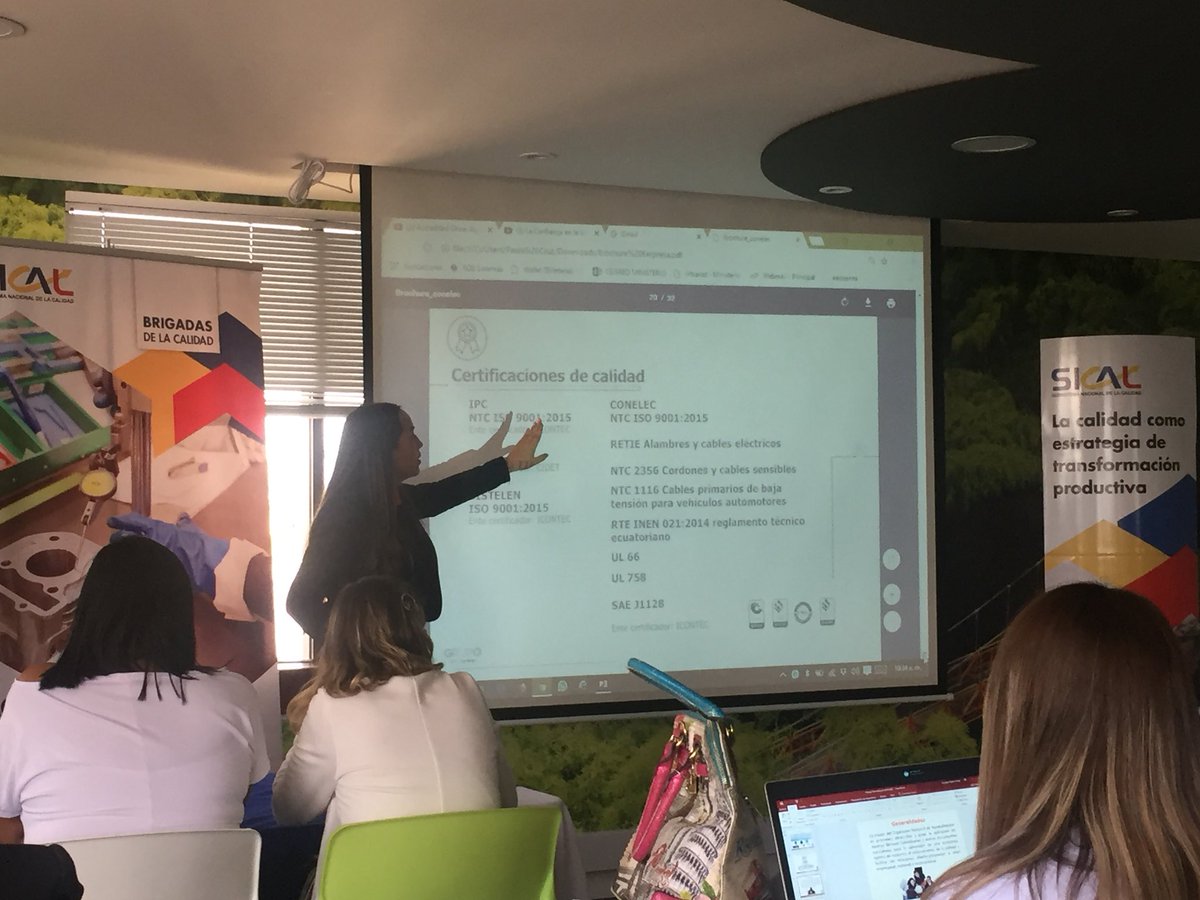 ONAC_COLOMBIA's tweet image. Natalia Garzón de #GrupoIPC de Medellín, presentando caso de éxito en #CONELEC y #SISTELEC inplementando sistemas de calidad para hacer cada vez más competitivos sus productos