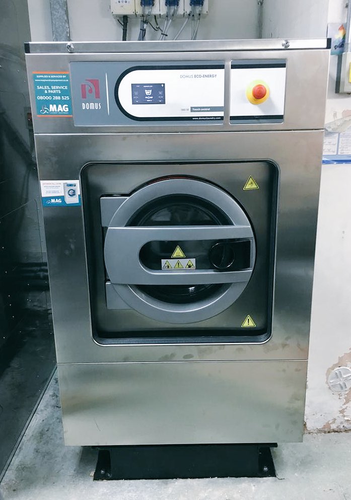 DomusLaundryUK's tweet photo. A satisfied #Customer is the best #Business #Strategy of all!!
Another happy #CommercialLaundry #Client in #Epping #Essex today by the #DomusLaundry #TEAM
🖥 https://t.co/wzLe8wBVBK
☎️ 02039 689689
#ecoVOLUTION by #DOMUS
A commitment to the future!!
#Laundry #Wash #Dry https://t.co/UUax9xVxZn