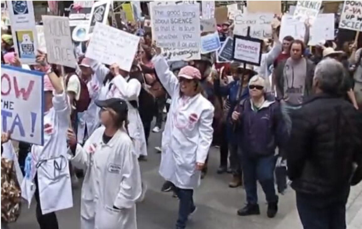 carrieksada's tweet photo. Far Left Activist and Kavanaugh Accuser Christine Blasey Ford Spotted at Anti-Trump March in LA (VIDEO) https://t.co/OSq0jKfu2G via @gatewaypundit https://t.co/H7fUgd5Gjm