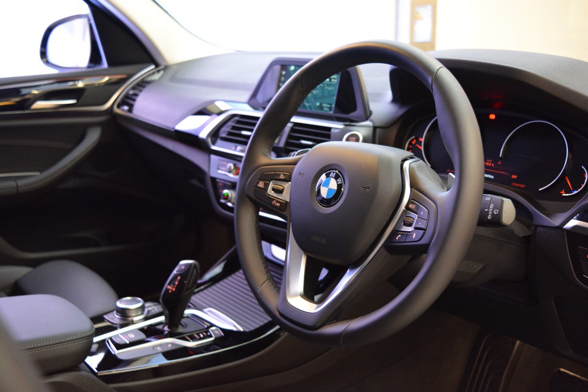 BMW Park Lane tweet media