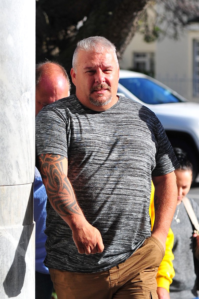 MashSammy's tweet photo. Off to jail for 20 years for dealing in a multi-million rand perlemoen enterprise.
Two charges of racketeering & a charge of contravening the Marine Living Resources Act
His name is #MorneBlignaut (45) from Port Elizabeth.
#Perlemoen https://t.co/GuzqBqHnYp