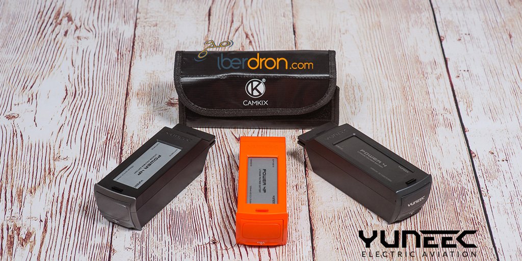 iberdron's tweet photo. Una funda para batería LiPo Gratis, con cada Batería del Typhoon H, H Plus y H520 de Yuneec comprada en Iberdron. Transporta, almacena y carga con seguridad tus baterías LiPo con estas fundas especiales. #lipo #yuneec #fundalipo #h520 #typhoonh #typhoonhplus #madrid https://t.co/RxnRg5YJ8p