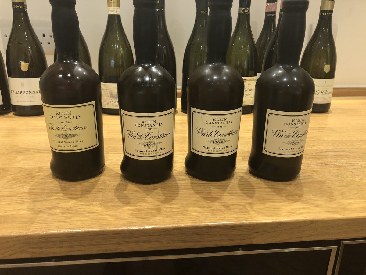 mattrobday's tweet photo. And so it all begins #VDC2015. Looking forward to the launch of our new baby the VDC 2015 at @berrybrosrudd tomorrow. @KleinConstantia @gregsherwoodmw @ABNegative @jhillsmith @Decanter @Justerinis @fineandrare @FarrVintners @robbietoothill @jollyolly @joefattorini @Goedhuis https://t.co/Ydfo8PQxST