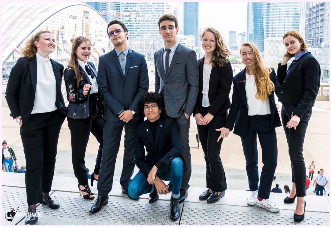 IleriMUN's tweet photo. Prêts pour la rentrée? Le bureau ILERI MUN pour l’année 2018-2019 a hâte de vous rencontrer! #ilerimun #ileri https://t.co/xnHptKVxbA