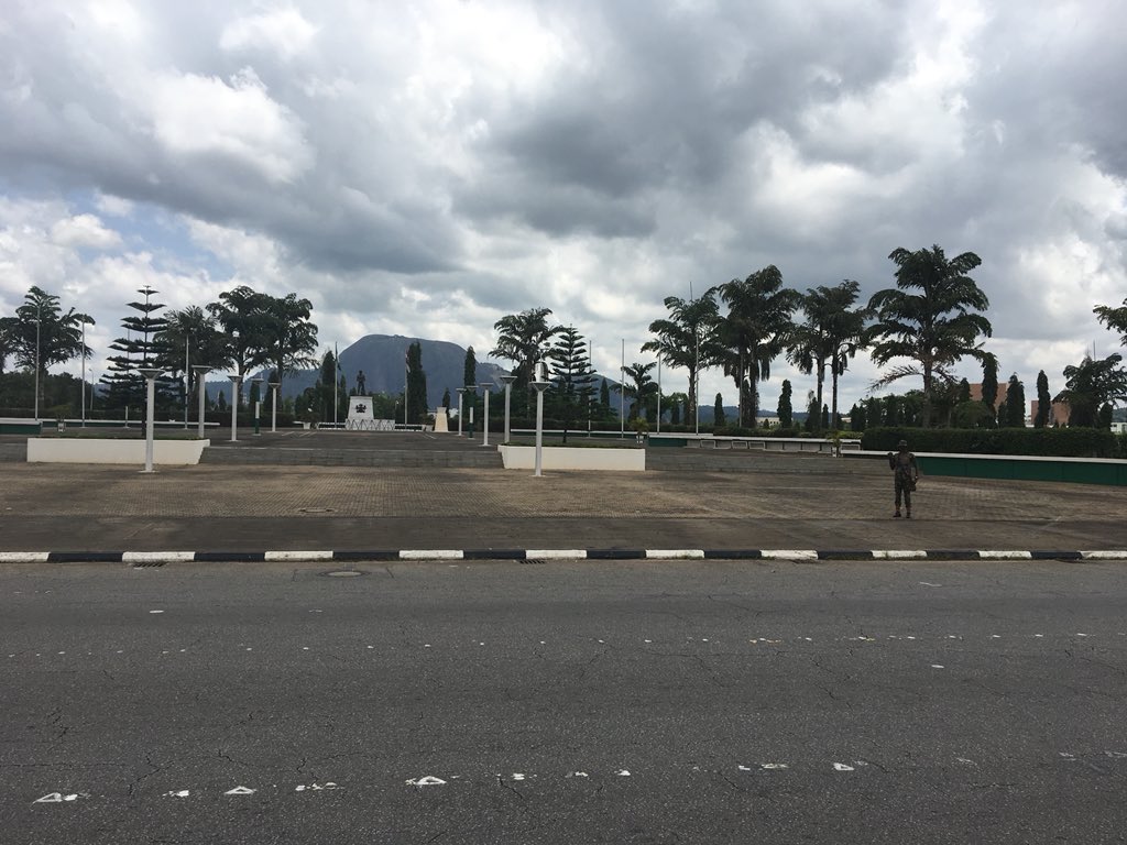MKabrik's tweet photo. We stopped for a minute prayer at the Cenotaph to honor all of our fallen heroes whom the Nation has been burying in silence and refusing to acknowledge their sacrifice.@Mbuhari who promised to lead from the front is only seen at Campaign rallies laughing &having fun.
#RIPHer https://t.co/u2e4MYyM9W