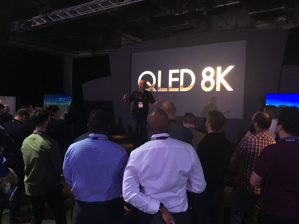 HarryPeeks's tweet photo. #perfectreality #qled8k https://t.co/Hup7ofKGby