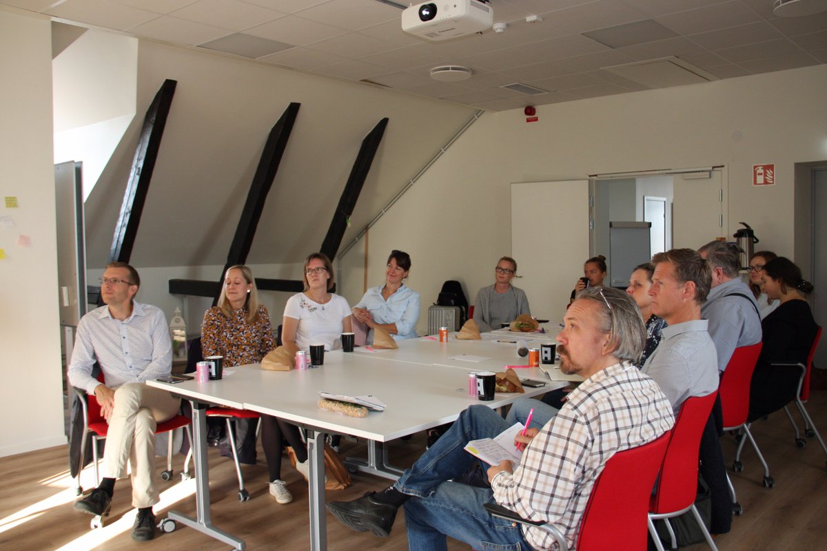 Alexanderson tweet media