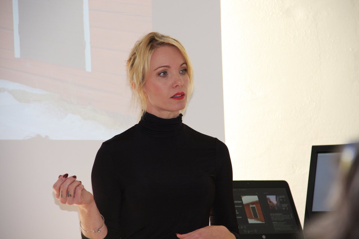 Alexanderson tweet media