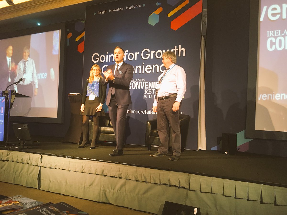 ICRSummit's tweet photo. And now for something completely different. @KeithpBarry takes to the stage to dazzle the #ICRSummit. Let us know what you thought of his performance! #knowingyourcustomers #pickyourcolour #Interact #PositiveVibes #brainstorm https://t.co/90XnSOddyz