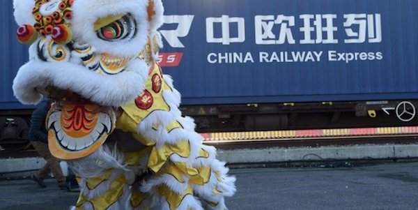 econopoly24's tweet photo. Gli azzardi finanziari in Asia e Africa minacciano la grandeur della Cina | un post di @maitre_a_panZer | https://t.co/msBQDN59DD #Econ24 https://t.co/ApDzHypwW3