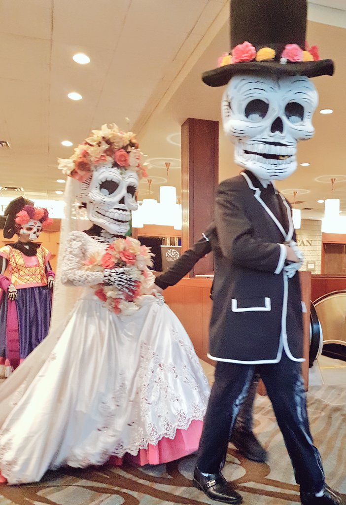 ItsGilCohen's tweet photo. Today we're announcing the winners of the trip for 2 to Los Cabos!
#FutureFestival #diadelosmuertos #TourismMexico #SocialMediaContest https://t.co/Yo8u96AGtL
