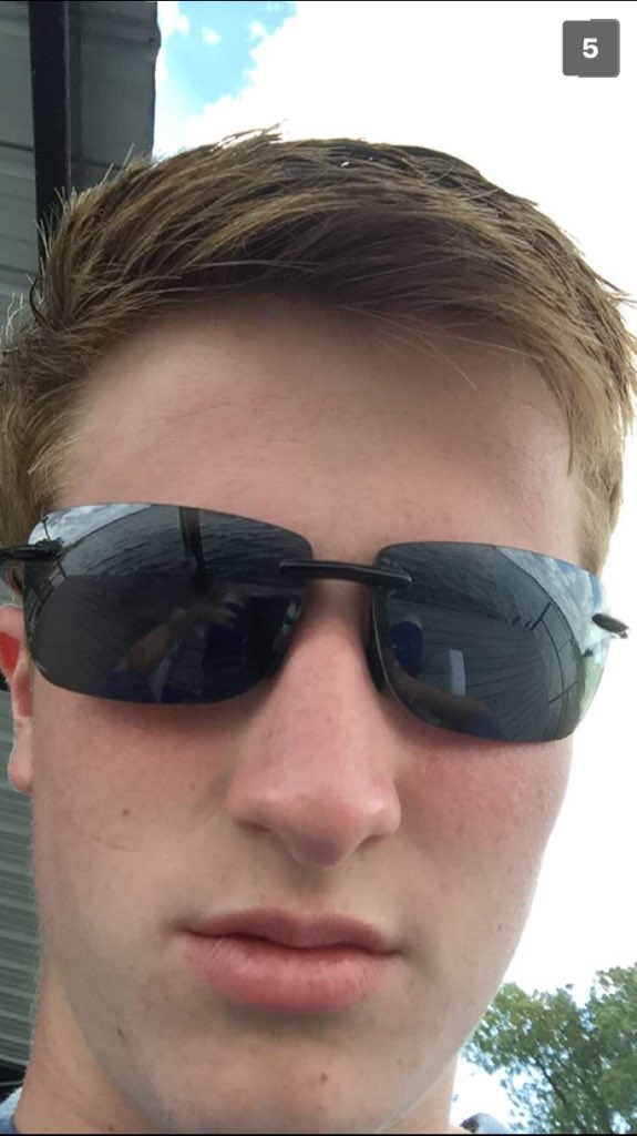 supercoop326's tweet photo. Happy birthday to the best brother out there! Hope you have a good 18! https://t.co/ToICgV2IPt