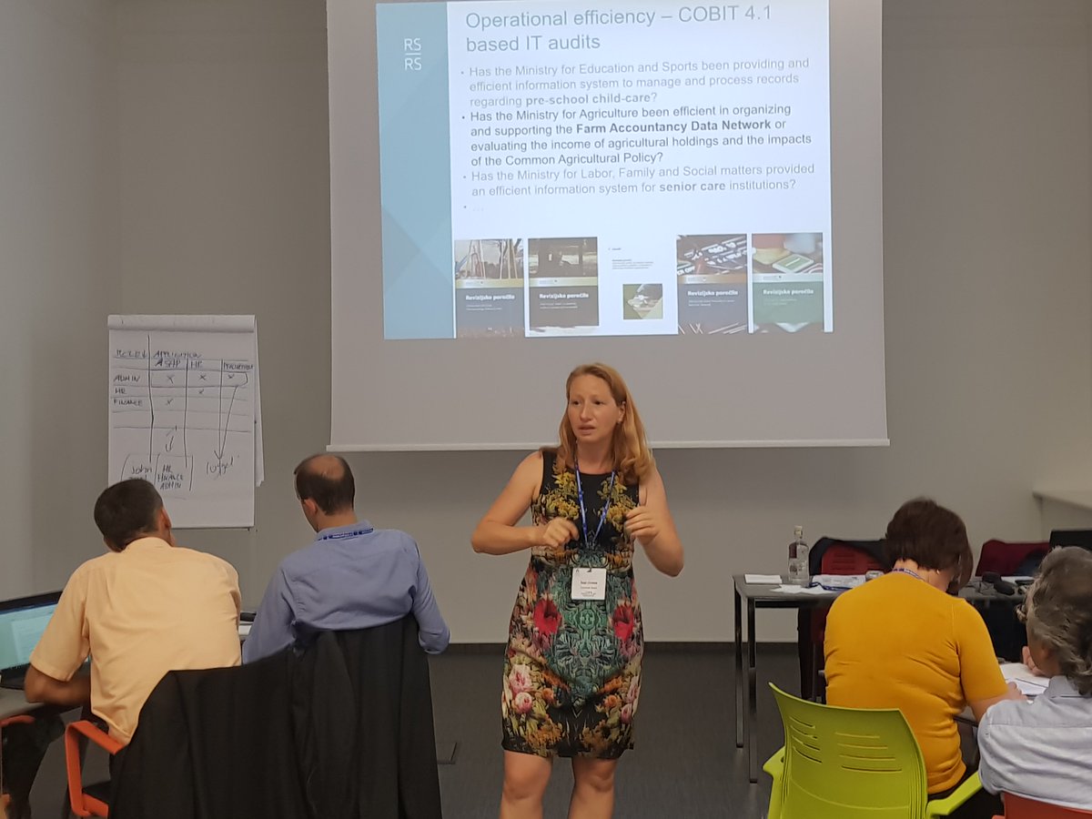 CEF_Ljubljana's tweet photo. Our guest lecturer Ms. Maja Hmelak is presenting an interesting case study of auditing a Ljubljana university medical centre. #CEFLearning #itauditing https://t.co/KymvXLiChh