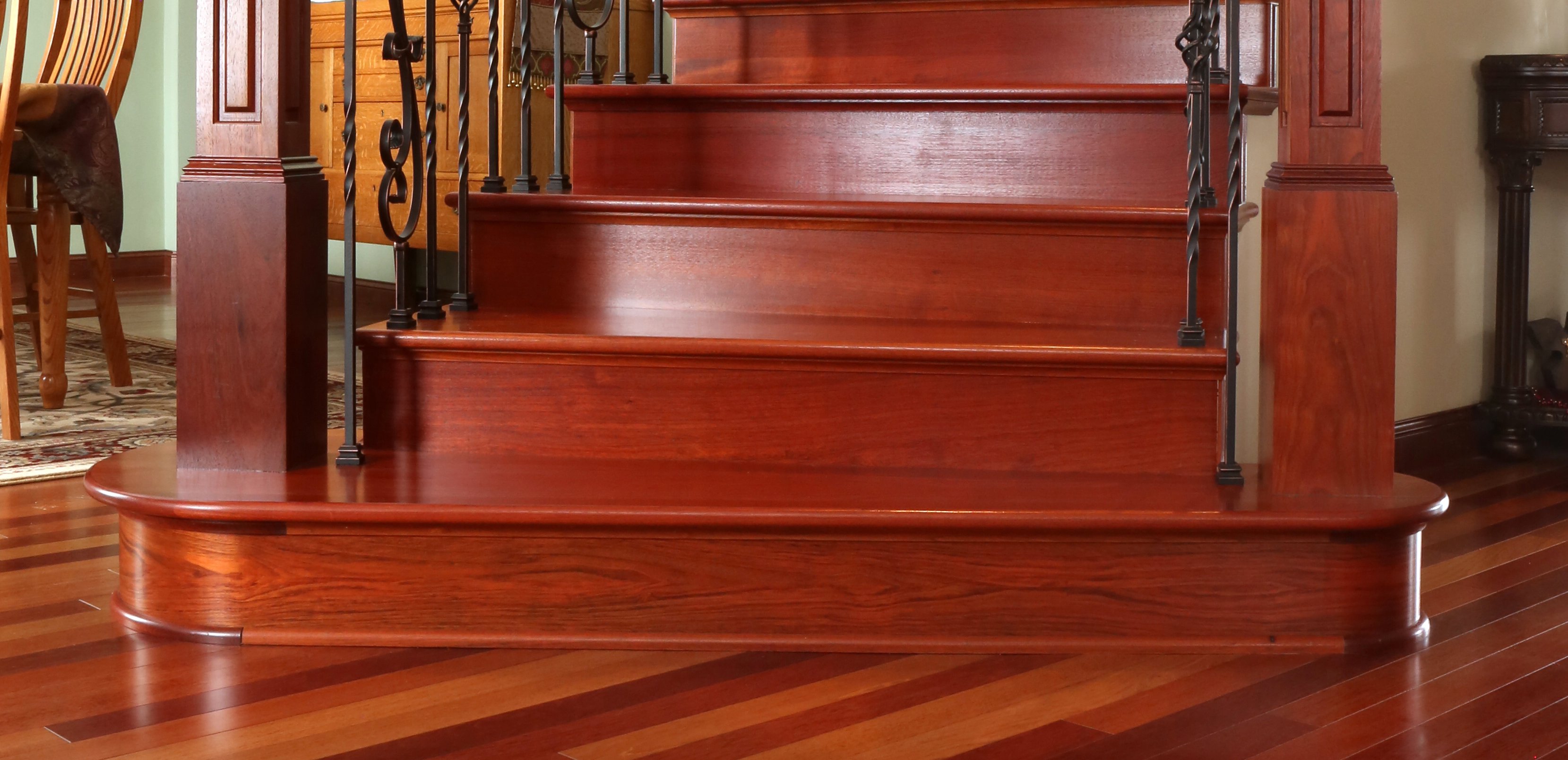 Starting Steps — L.J. Smith Stair Systems