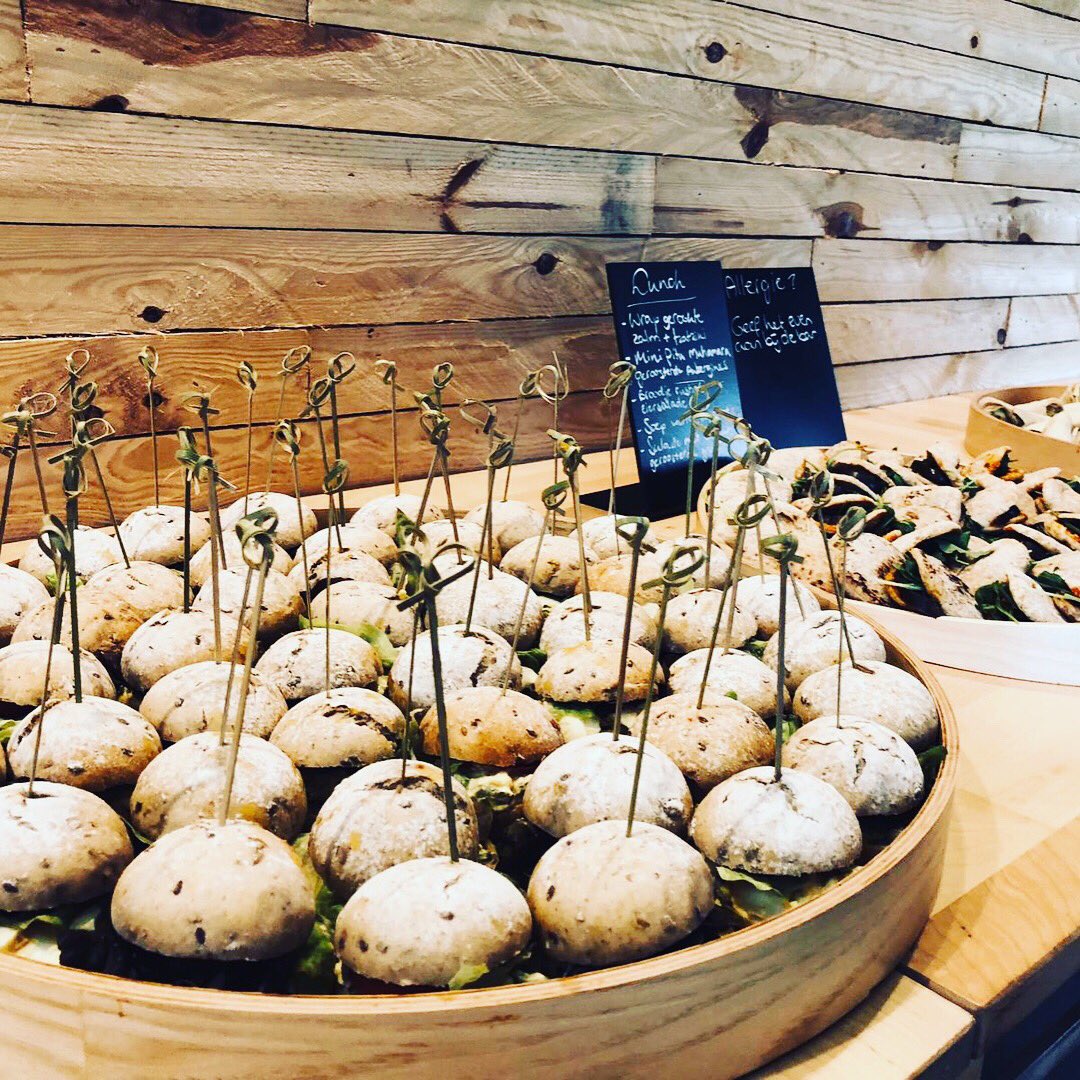 Vandaag en morgen training ‘Retail Ready with Google’. Laat de belangrijkste retail maanden maar komen! #retail #ecommerce #google