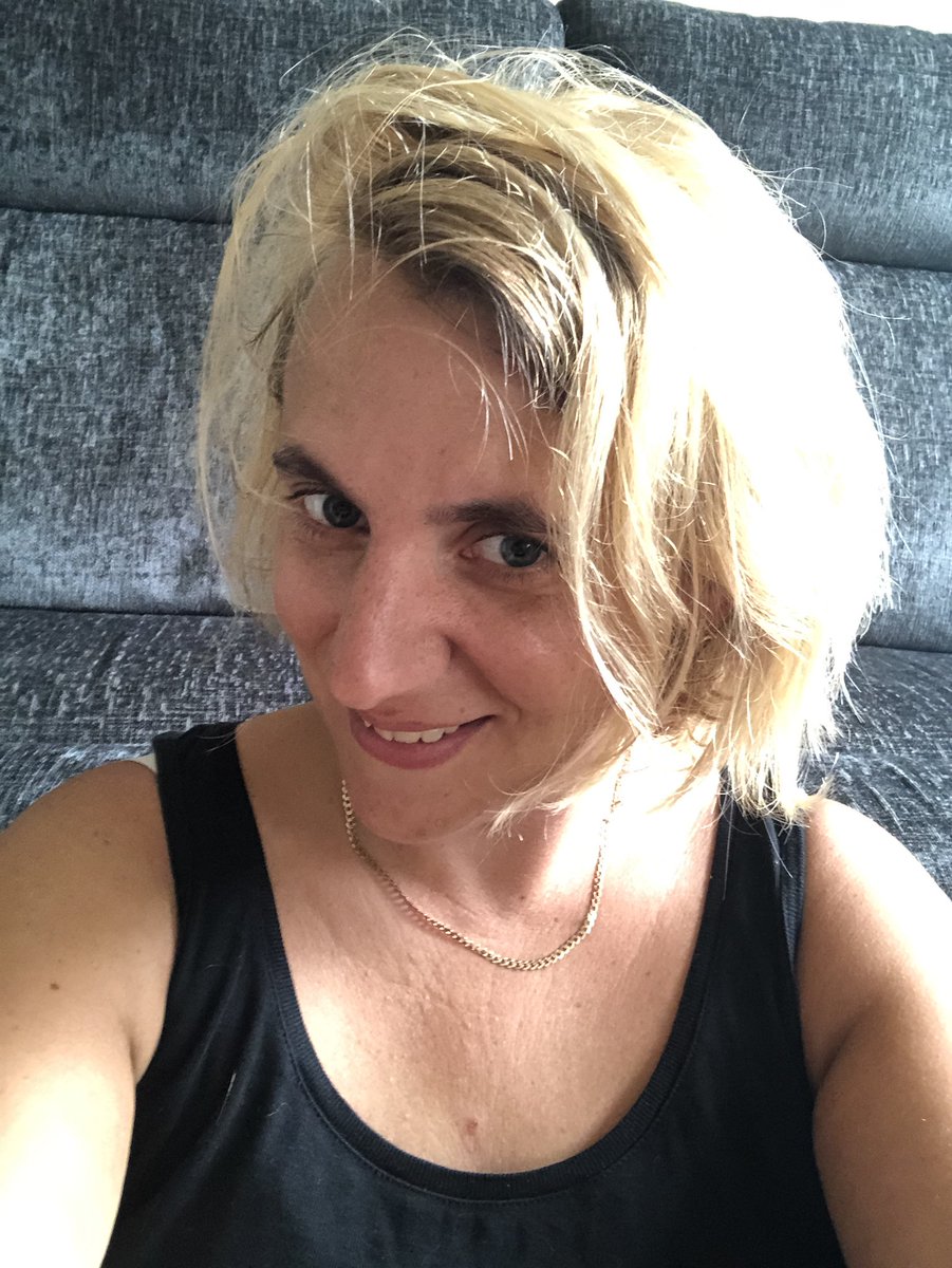 Blue4929's tweet image. Day 13 was hard but I’m still going #30dayabchallenge #fitness