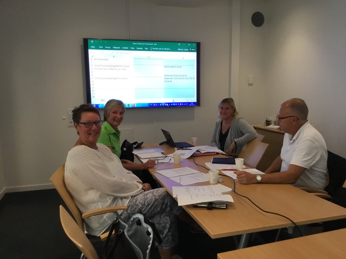 UlricaF23's tweet photo. Lokal styrgrupp i Trelleborg ! 
Hur går vi vidare med undervisning i förskolan?#Ifous #undiff #SkolaTrelleborg https://t.co/p3pvZR9eSx