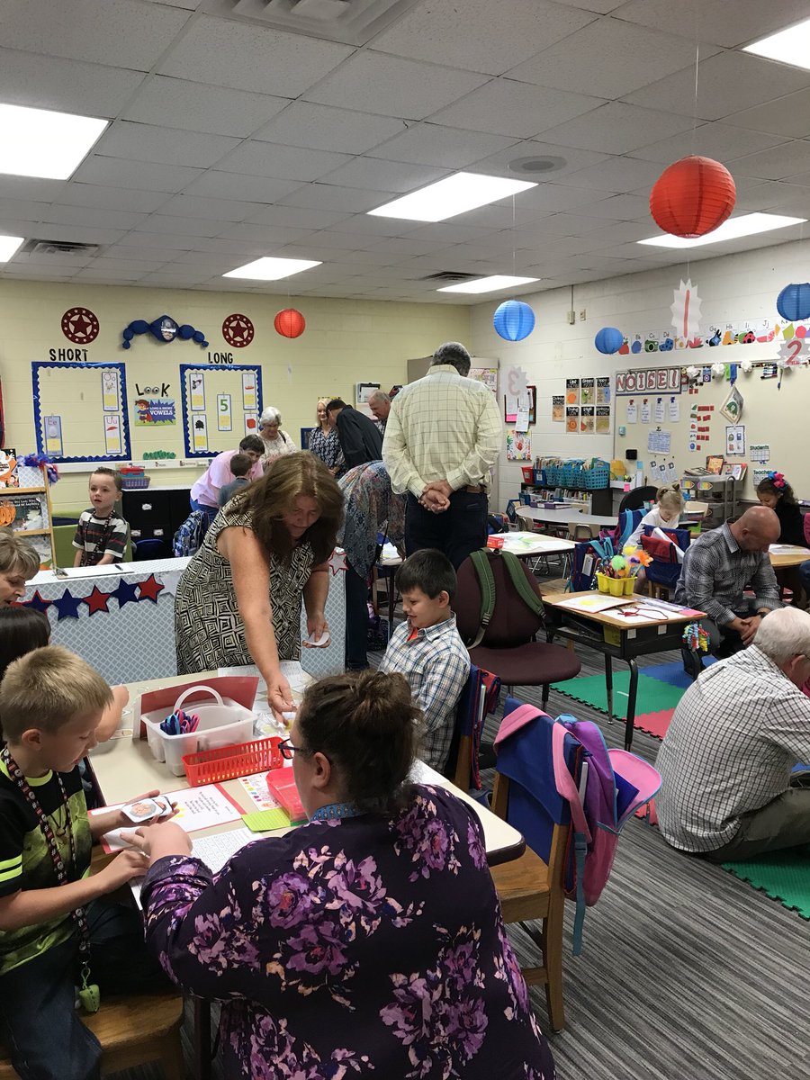 rockets_rock's tweet photo. Grandparent’s Day happening now! #EngagementEncounters #WCSready https://t.co/bd4fjPNmdt